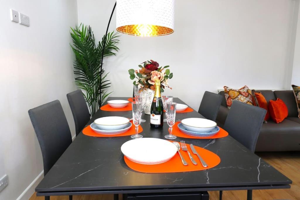 Hutchcomb Villa, 4 Bed Luxury House,Oxford+Parking エクステリア 写真
