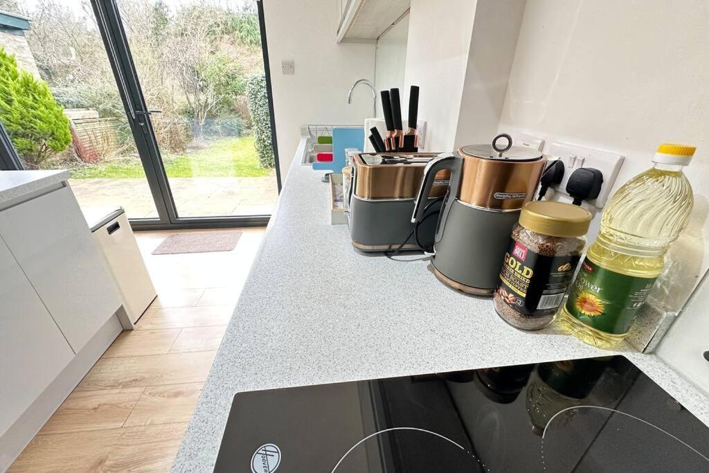 Hutchcomb Villa, 4 Bed Luxury House,Oxford+Parking エクステリア 写真