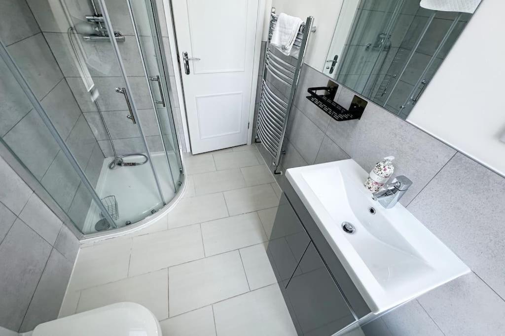 Hutchcomb Villa, 4 Bed Luxury House,Oxford+Parking エクステリア 写真
